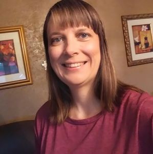 Meet your Posher, April